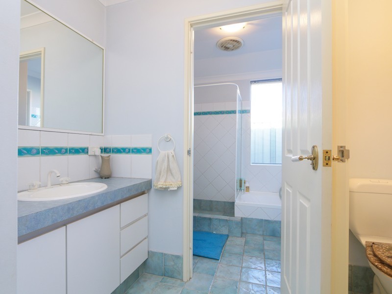 14 Ashridge Turn, Canning Vale WA 6155