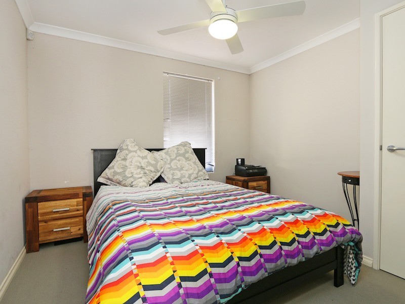 8/26 Churchill Green, Canning Vale WA 6155