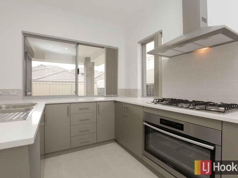 27A Dixon Avenue, Kewdale WA 6105