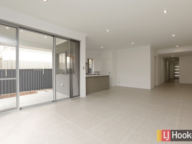 27A Dixon Avenue, Kewdale WA 6105