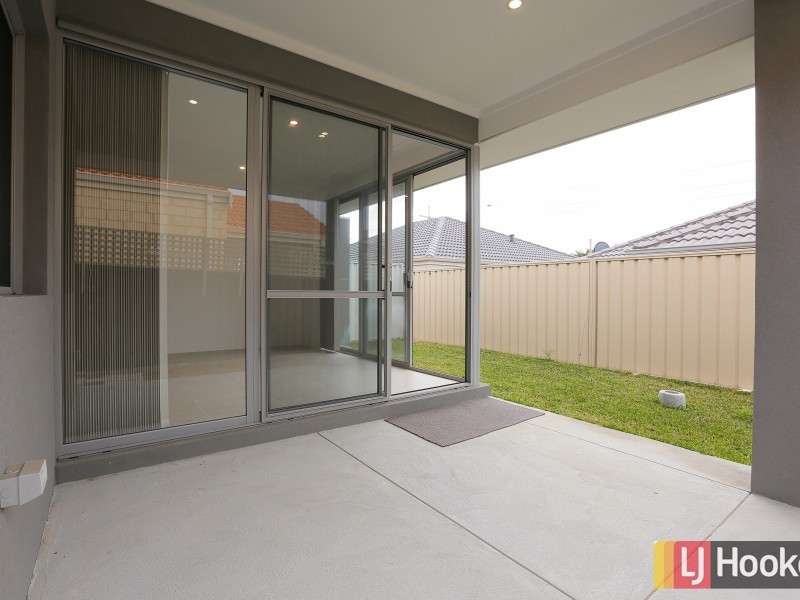 27A Dixon Avenue, Kewdale WA 6105