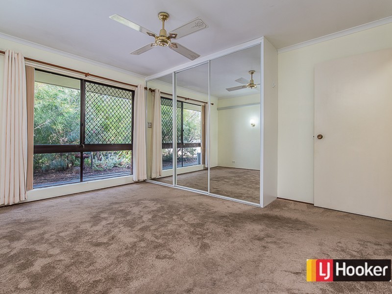 30 McNamara Drive, Thornlie WA 6108