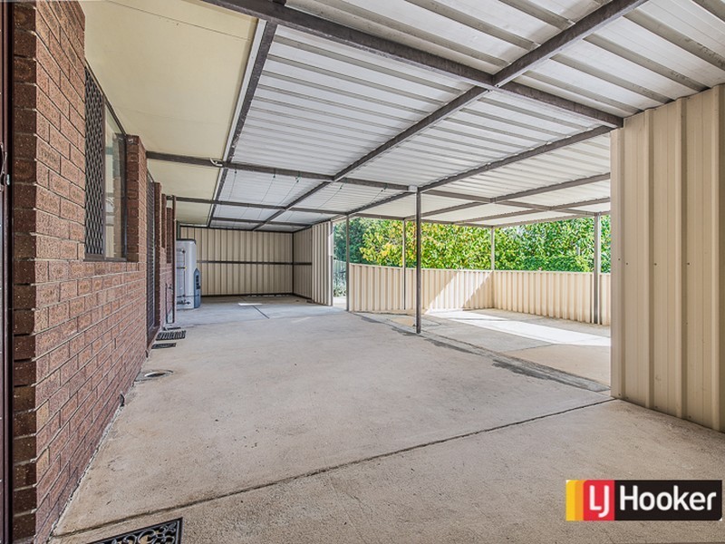 30 McNamara Drive, Thornlie WA 6108
