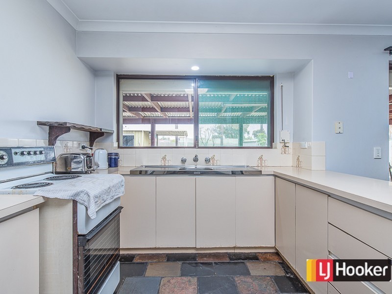 6 Kidman Court, Thornlie WA 6108