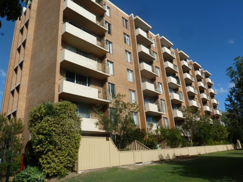 17/80 King George Street, Victoria Park WA 6100