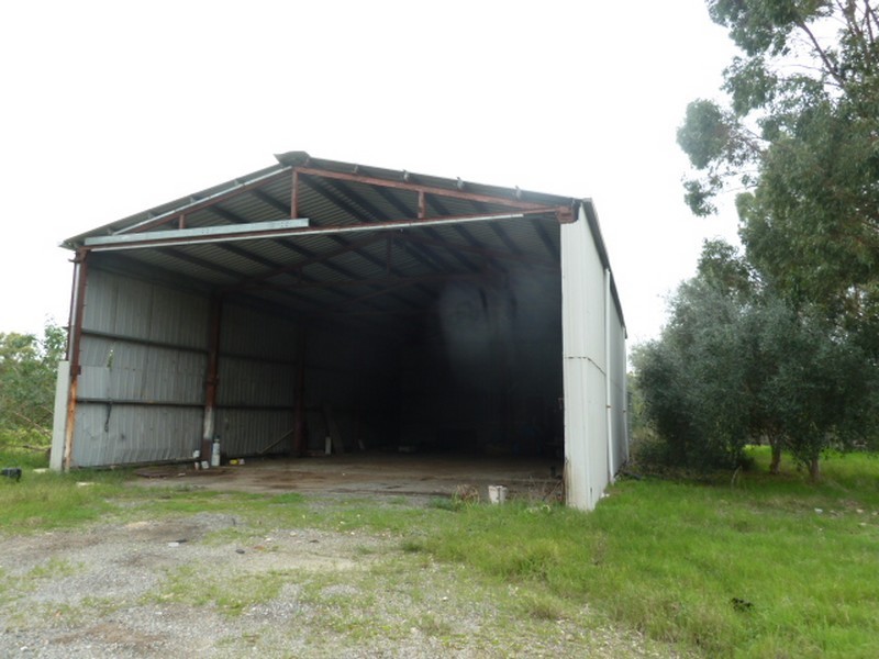 7 Balannup Road, Harrisdale WA 6112