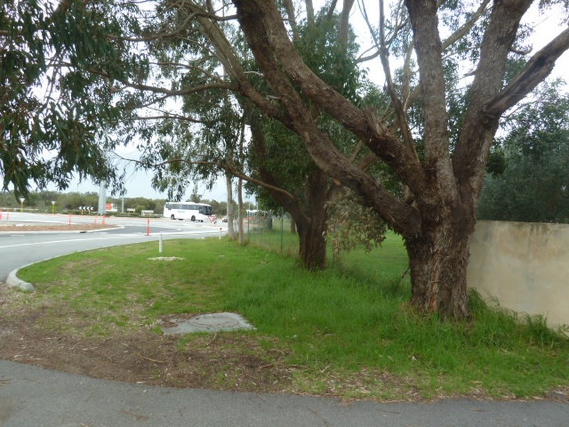 7 Balannup Road, Harrisdale WA 6112