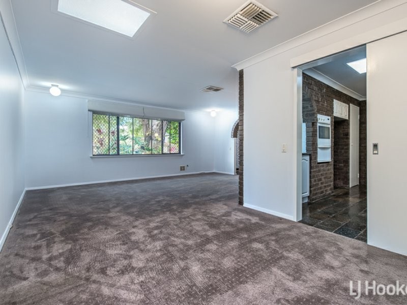97 Regency Drive, Thornlie WA 6108