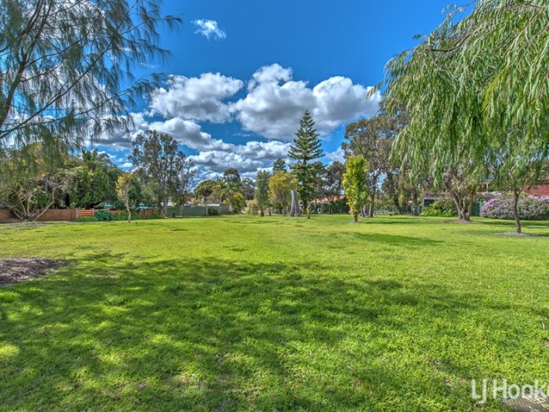 97 Regency Drive, Thornlie WA 6108