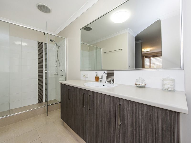 16 Eaton Lane, Southern River WA 6110