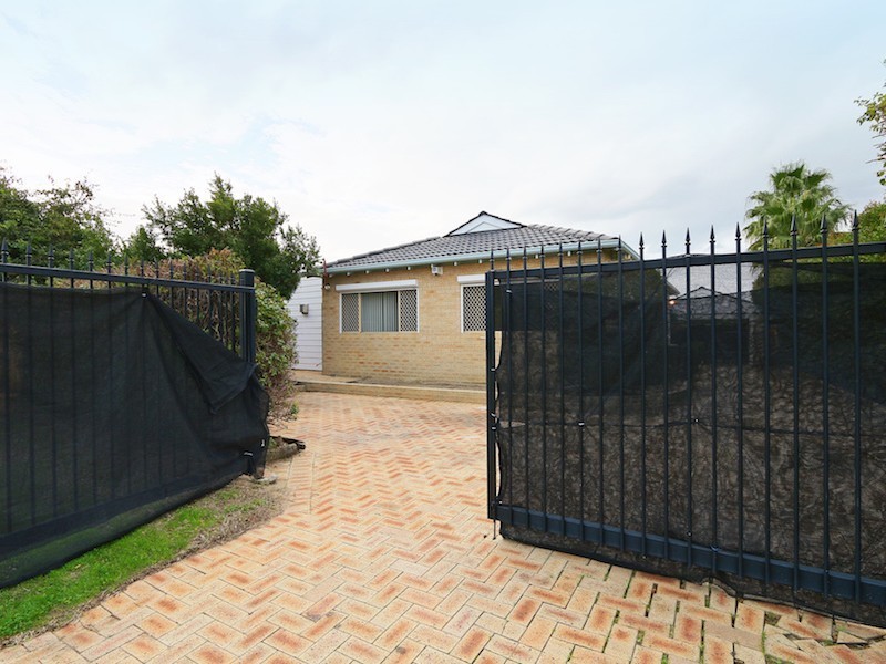 216 Hicks Street, Gosnells WA 6110