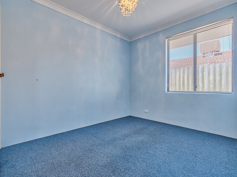 26 Regal Drive, Thornlie WA 6108