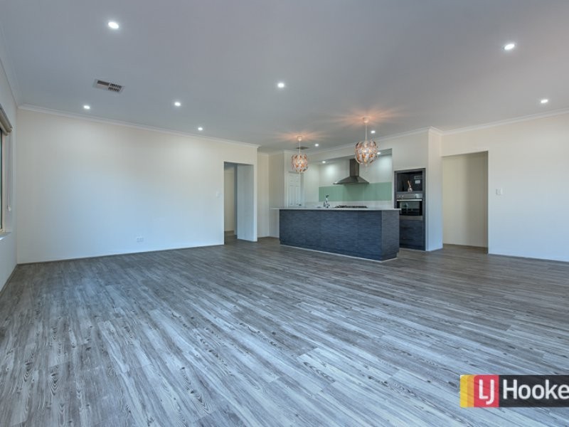 8A Yale Road, Thornlie WA 6108