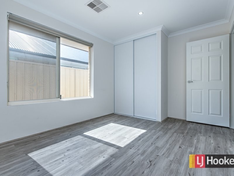 8A Yale Road, Thornlie WA 6108