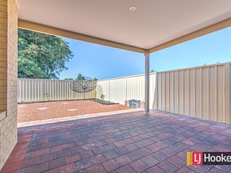 8A Yale Road, Thornlie WA 6108