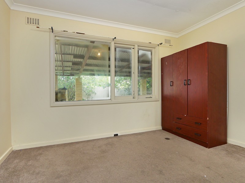 173 Third Avenue, Kelmscott WA 6111