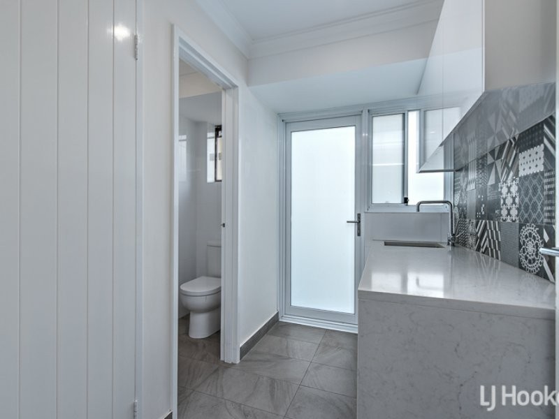 66 Grenadier Drive, Thornlie WA 6108