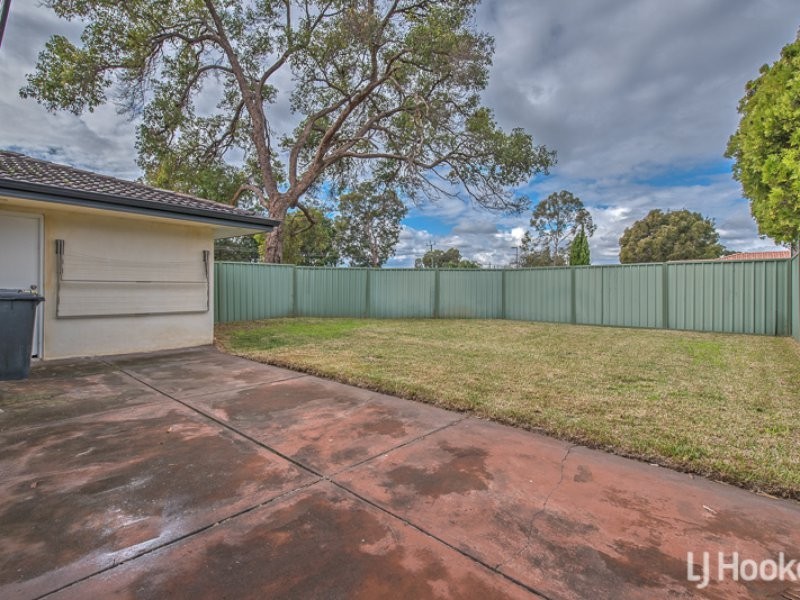 66 Grenadier Drive, Thornlie WA 6108