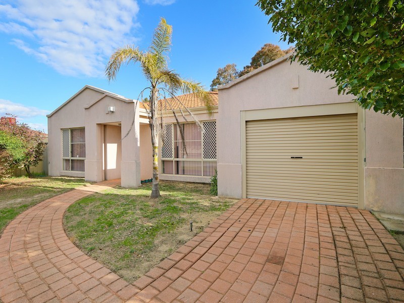 5 Bellata Place, Kenwick WA 6107
