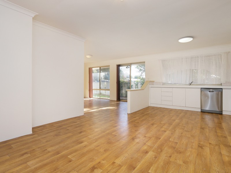 5 Bellata Place, Kenwick WA 6107