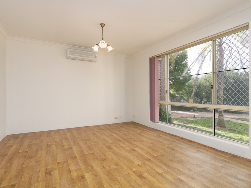 5 Bellata Place, Kenwick WA 6107