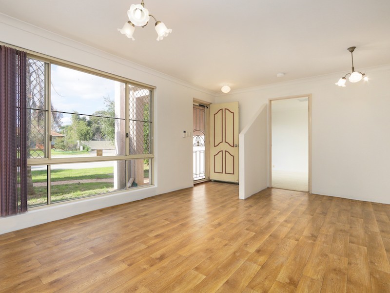 5 Bellata Place, Kenwick WA 6107