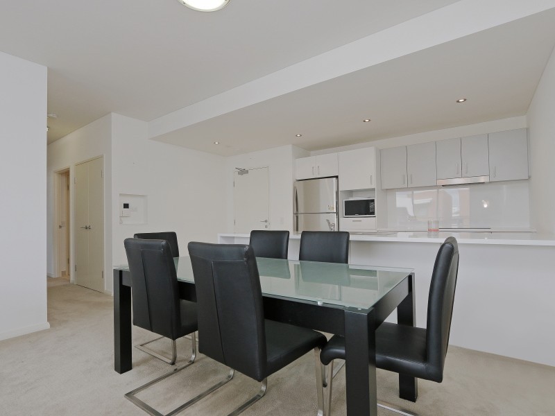 33/1 Stockton Bend, Cockburn Central WA 6164