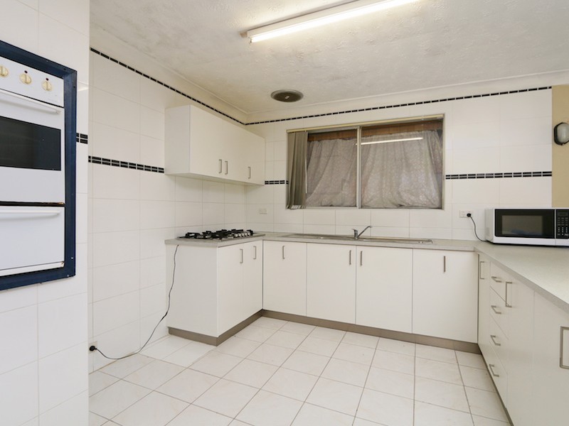 48 Oriole Way, Thornlie WA 6108