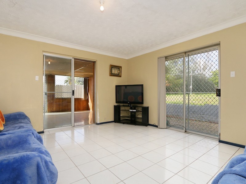 48 Oriole Way, Thornlie WA 6108