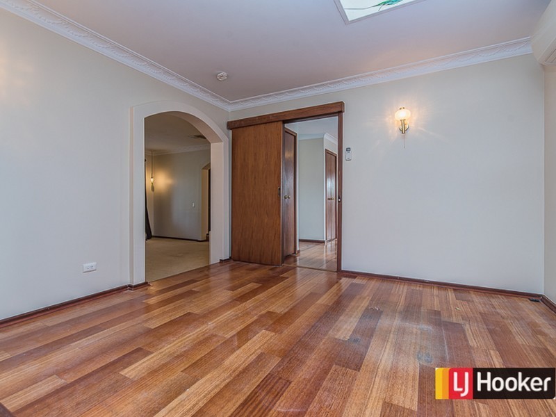 2 Crown Court, Thornlie WA 6108