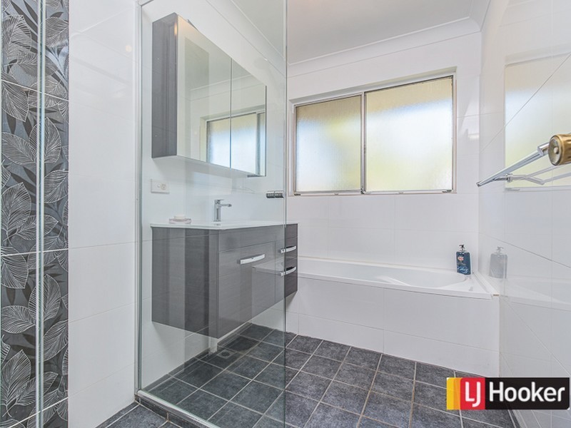 82 Connemara Drive, Thornlie WA 6108