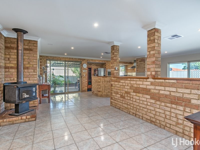 5 Blackboy Court, Thornlie WA 6108