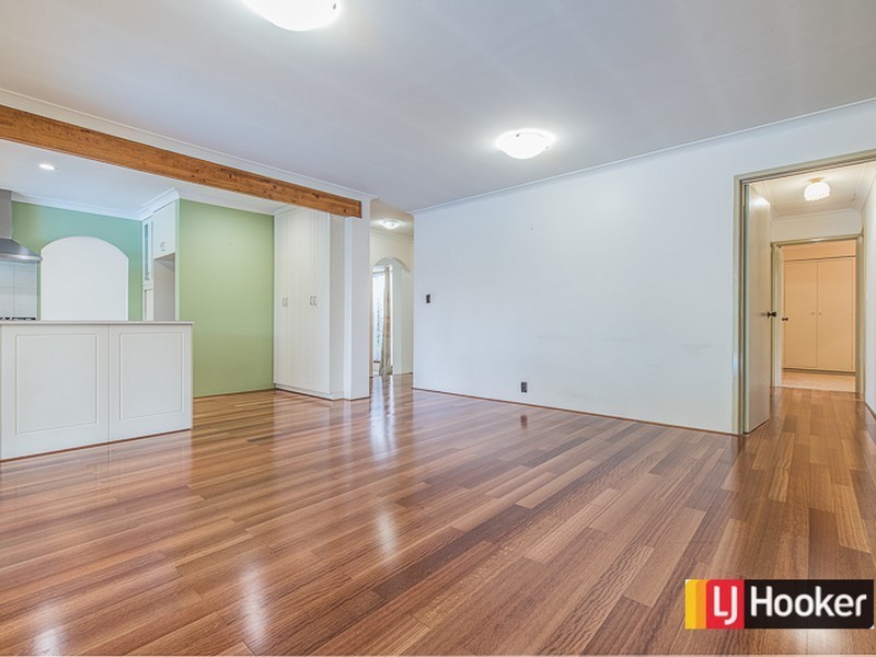 13 Fulmar Street, Thornlie WA 6108