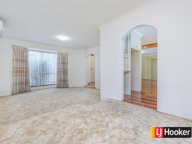 13 Fulmar Street, Thornlie WA 6108