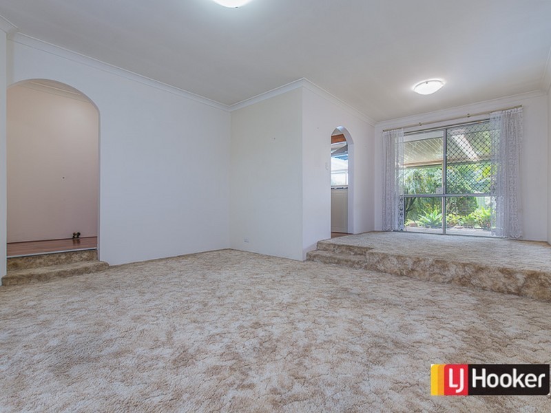 13 Fulmar Street, Thornlie WA 6108