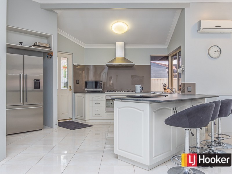 36 Ashridge Turn, Canning Vale WA 6155