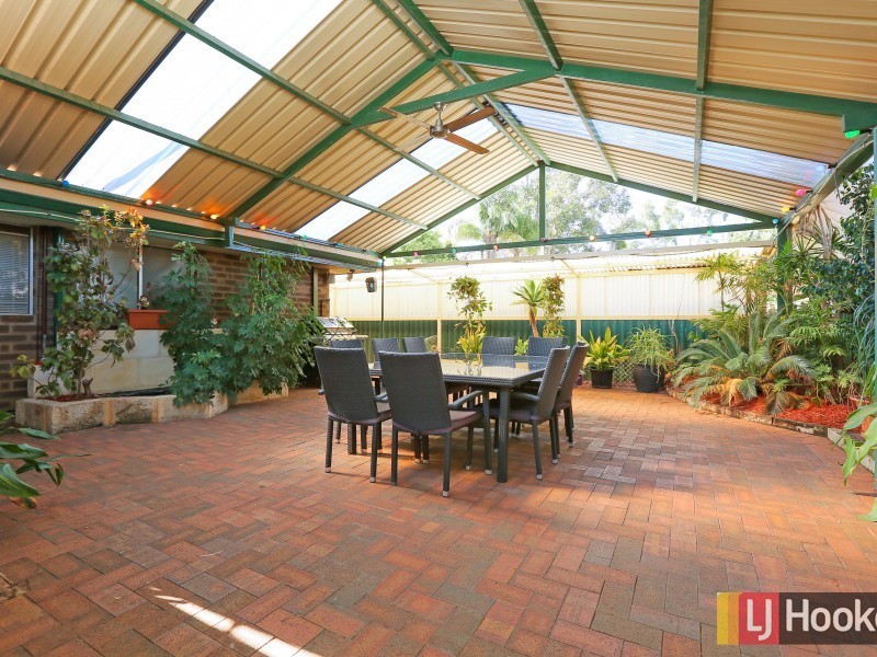 17 Farringdon Way, Huntingdale WA 6110