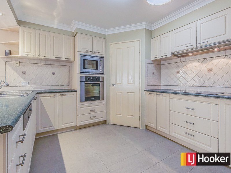 17 Casablanca Avenue, Southern River WA 6110