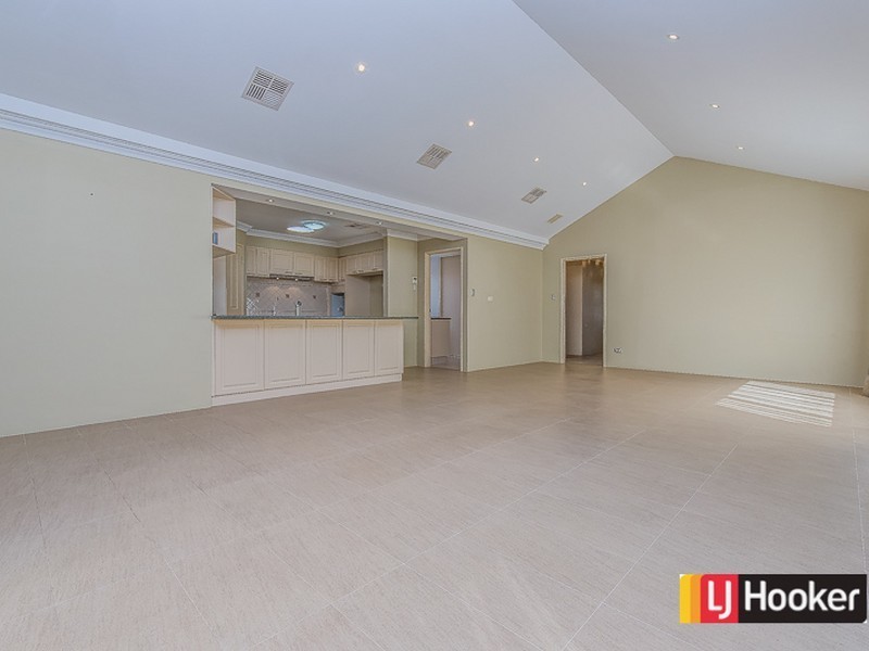 17 Casablanca Avenue, Southern River WA 6110