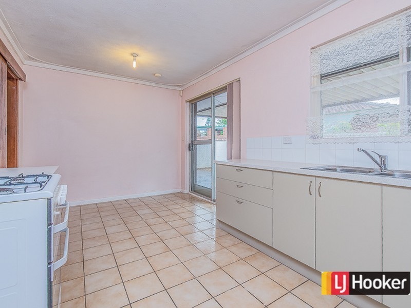 10 Spelhurst Terrace, Thornlie WA 6108
