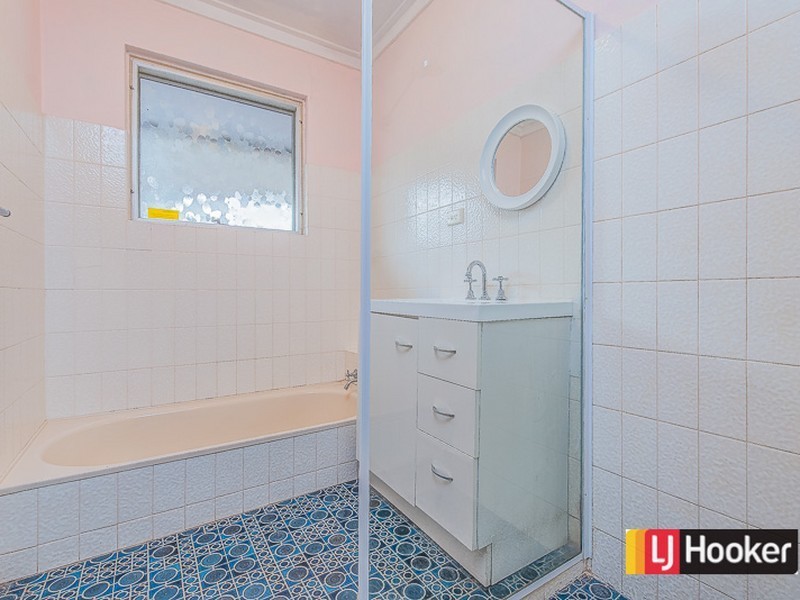 10 Spelhurst Terrace, Thornlie WA 6108