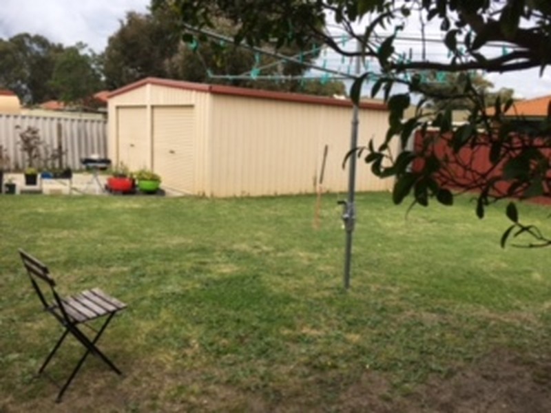 8 Needlewood Rise, Kenwick WA 6107