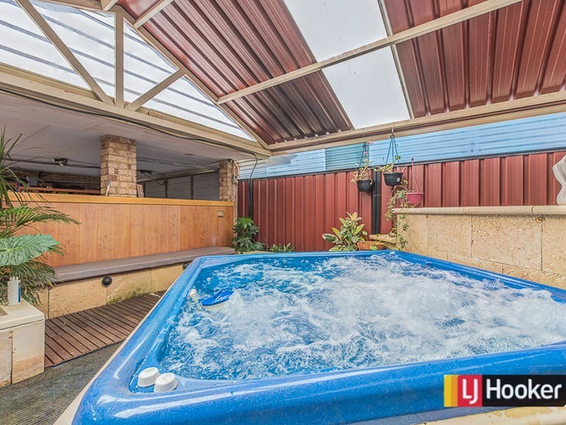 1 McBain Court, Langford WA 6147