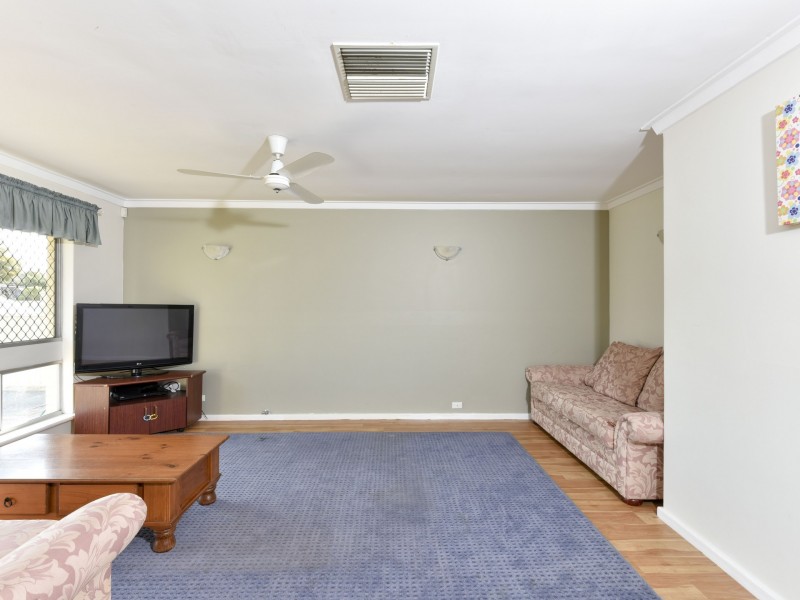 9 Dunholme Place, Huntingdale WA 6110