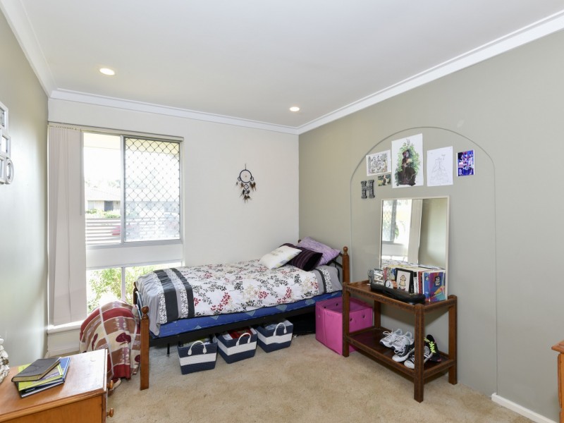 9 Dunholme Place, Huntingdale WA 6110