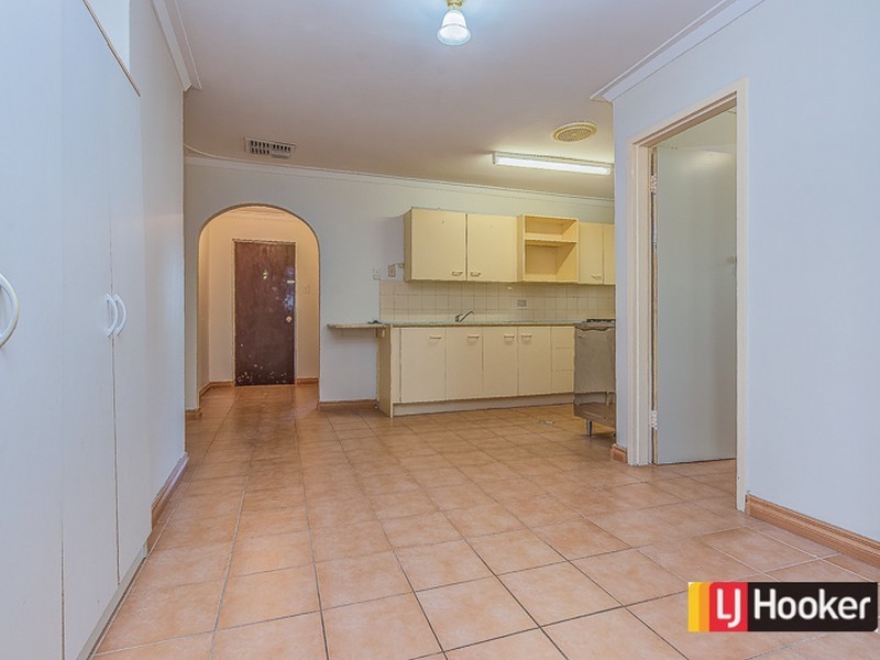 11 Blanche Street, Gosnells WA 6110