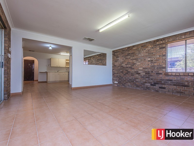 11 Blanche Street, Gosnells WA 6110