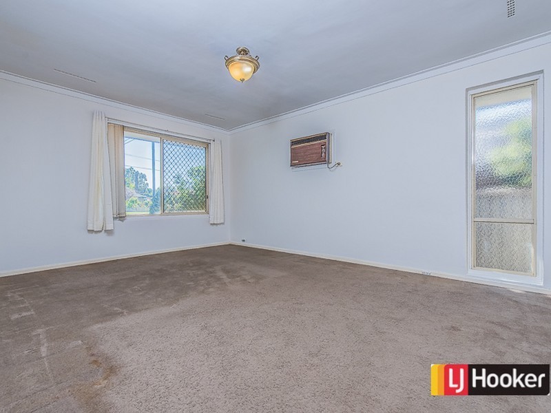 11 Blanche Street, Gosnells WA 6110