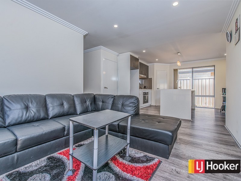 43 Connemara Drive, Thornlie WA 6108