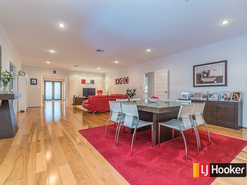 16 Stills Avenue, Harrisdale WA 6112